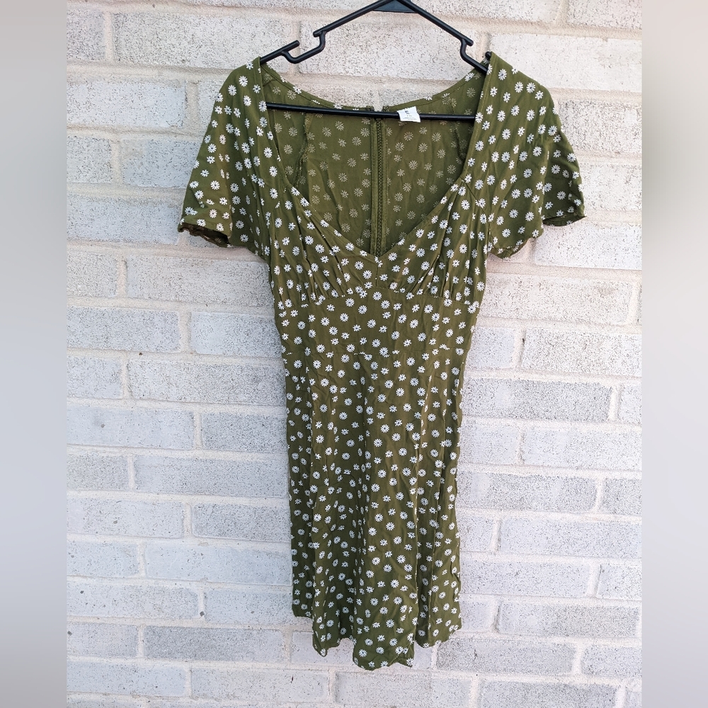 Abound skater dress daisy print avocado green XXS